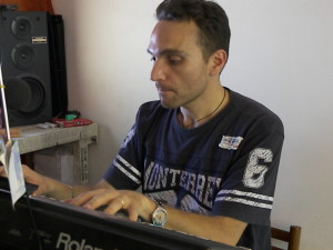 Grande Musicista compositore, arrangiatore e fonico.